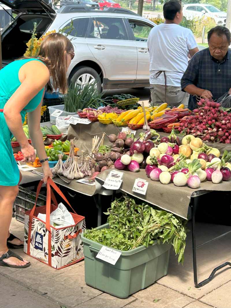 Best Farmers’ Market in Wisconsin? Eau Claire Downtown Farmers’ Market